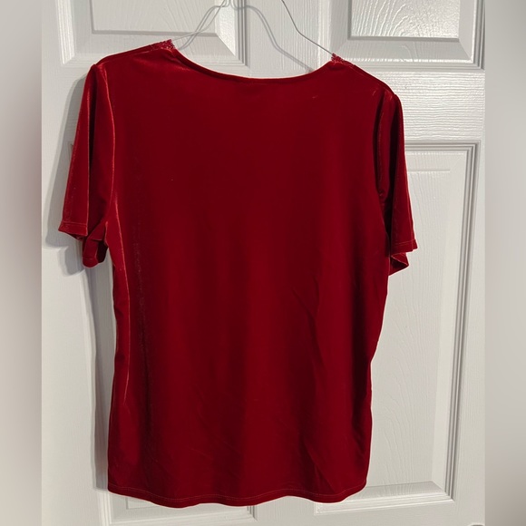 *5/$20* Jaclyn smith velvet top - Picture 4 of 4